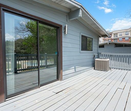 4th image of 1717 Norfolk St #20