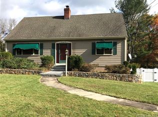 74 Short Beach Rd, Branford, CT 06405