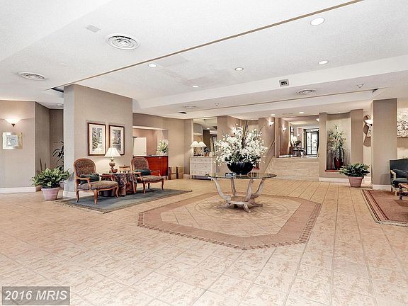 5th image of 7420 Westlake Ter APT 1006