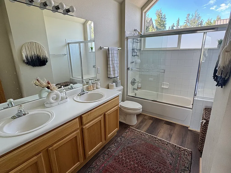 81 Cydney Ln — Photo 6