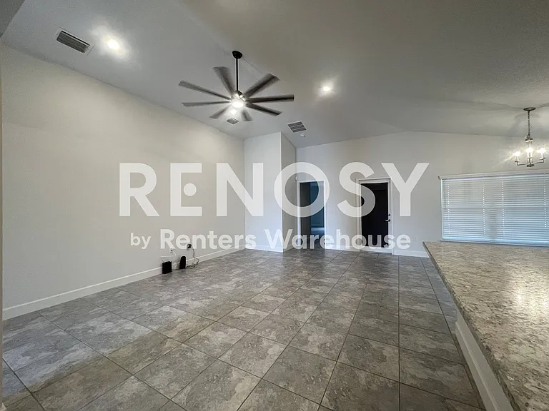 11819 Sutter Gate Loop — Photo 4