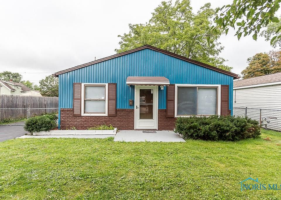 1st image of 6027 324th St