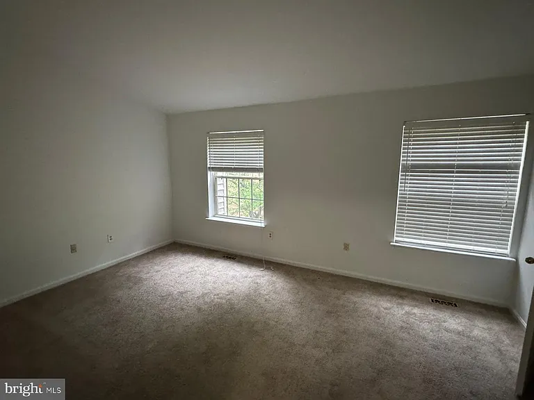 9324 Town Place Dr — Photo 13