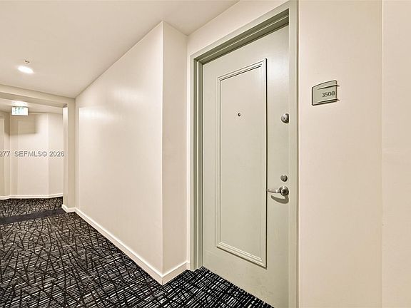 5th image of 1900 N Bayshore Dr APT 3508