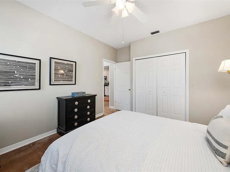 8120 NW 48th Ln — Photo 44