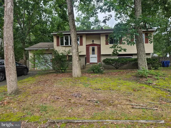 424 California Trl, Browns Mills, NJ 08015