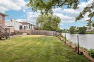 Derby Ave-S1107-057.jpg