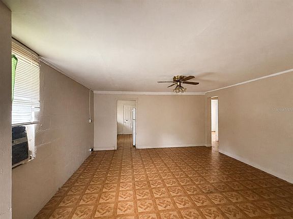3rd image of 207 S LEE AVENUE