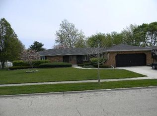 324 S Elm St, Manteno, IL 60950