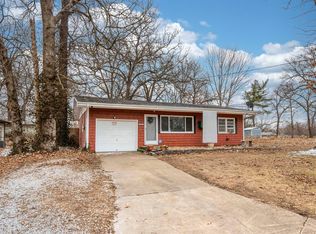 1020 S Gelven Ave, Springfield, MO 65804