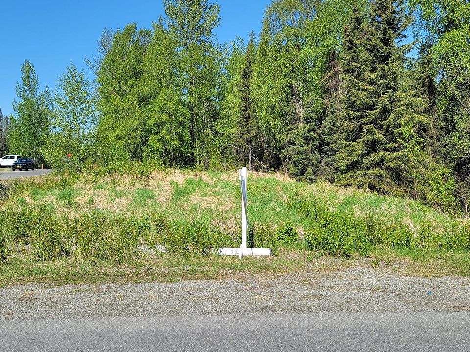 2nd image of 3525 E 74th Ave