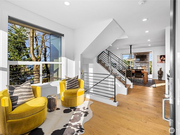 2nd image of 5950 Oakhurst Rd S