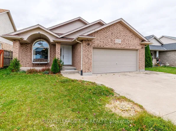 7109 Parkside Rd, Niagara Falls, ON L2H 3L6