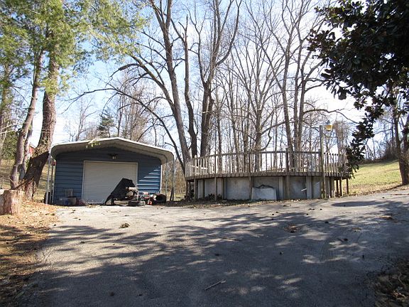 3rd image of 355 W Lakeshore Dr