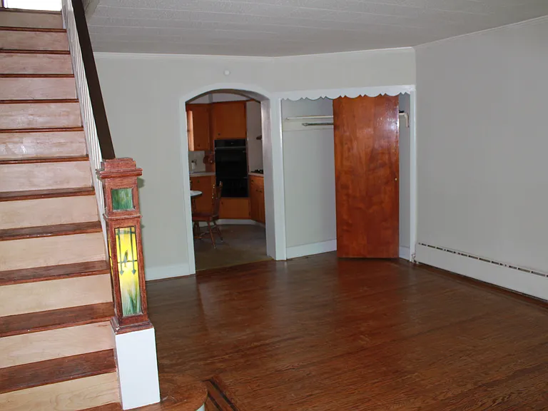 931 Fernon St — Photo 6