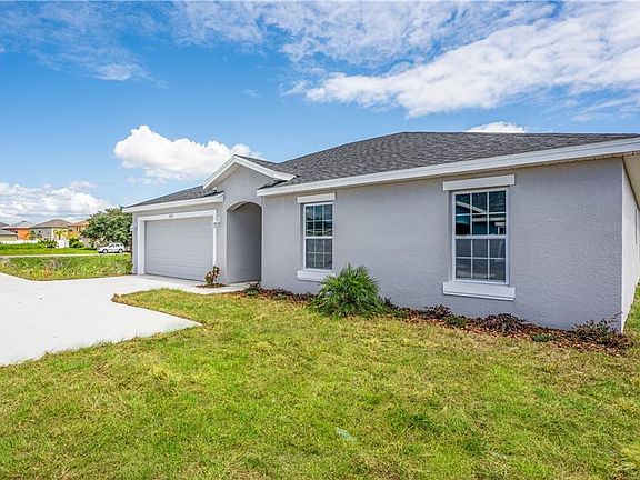 3rd image of 425 Britten Dr