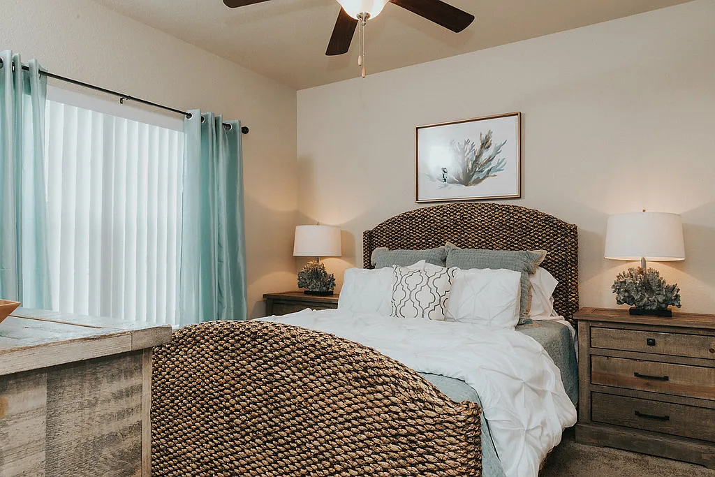 Cameron Isles Apartment Homes — Photo 1