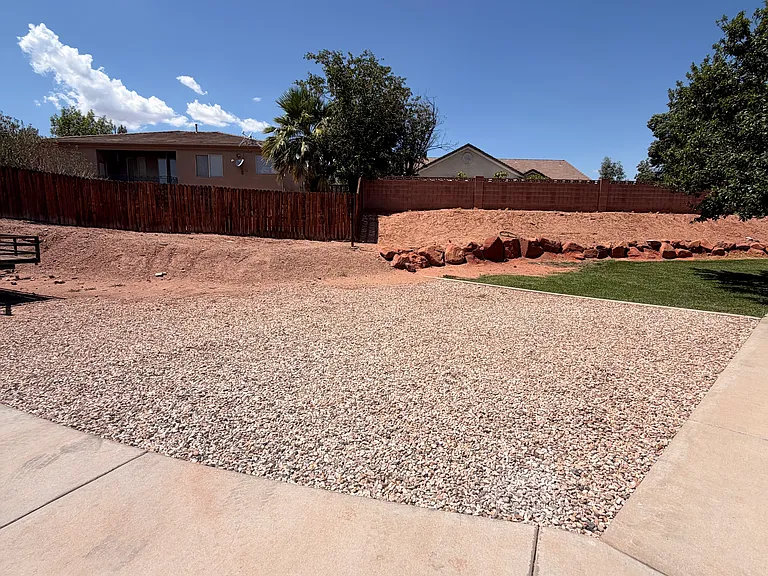 1743 W Green Valley Ln — Photo 18