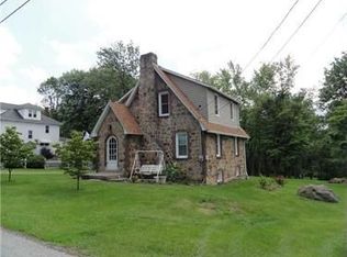409 Ridilla Rd, Latrobe, PA 15650