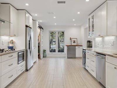 8610 Mesa Dr, Austin, TX, 78759