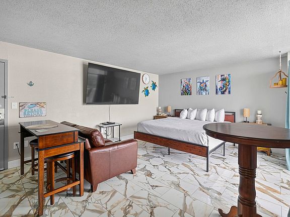 3rd image of 2701 S Ocean Blvd. #1501