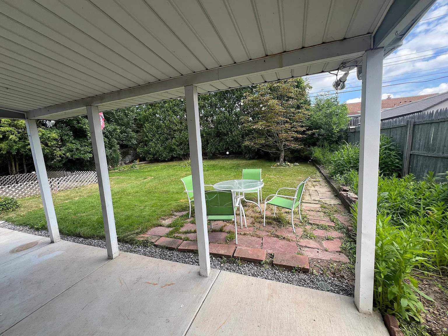 3 bed, 1309 sqft, $2,200 — Photo 4