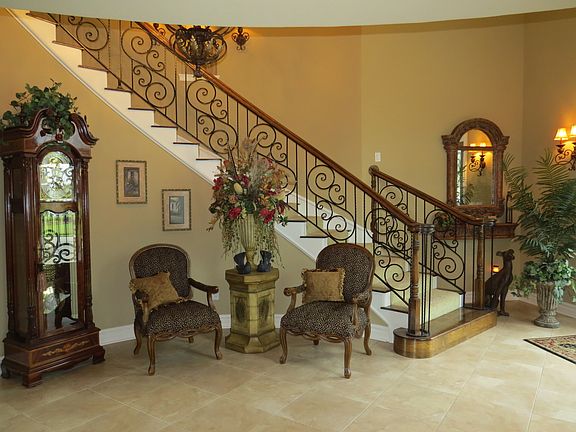 4th image of 1565 Beachrock Dr