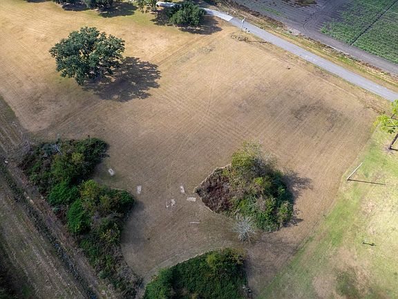 5th image of 415 Central Lafourche Dr