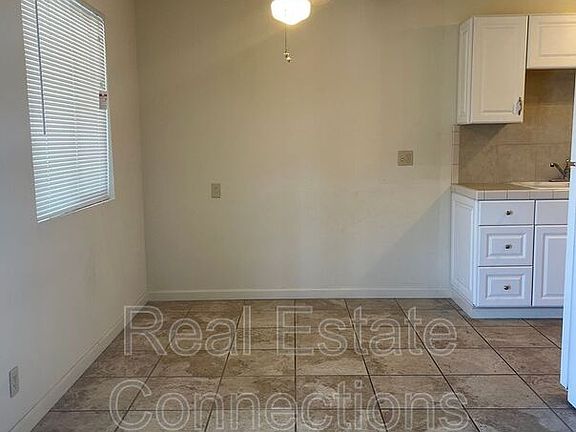 3rd image of 768 Sharmon Palms Ln