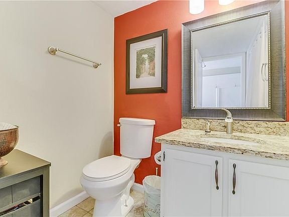 4th image of 5611 NW Sunrise Meadow Cir #48D