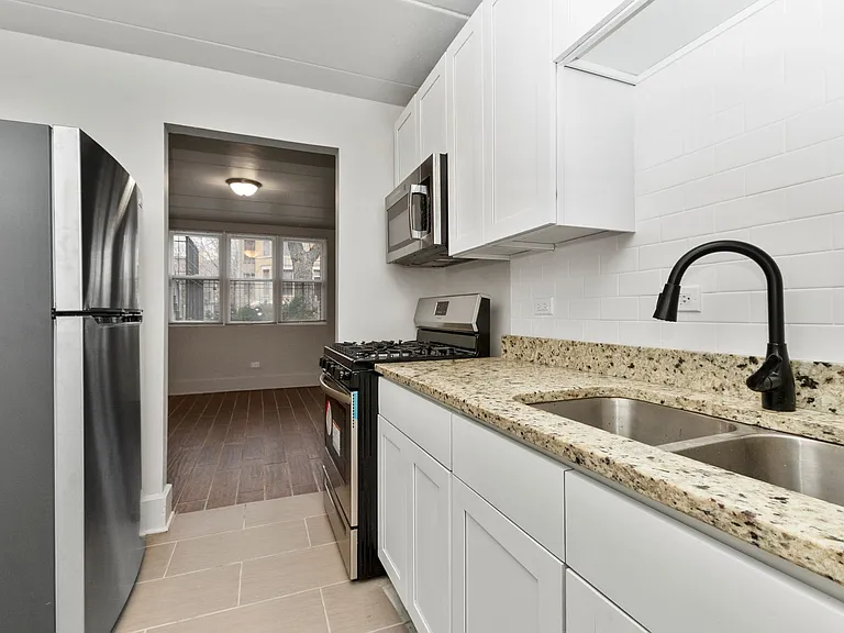 6603 S Rhodes Ave — Photo 6