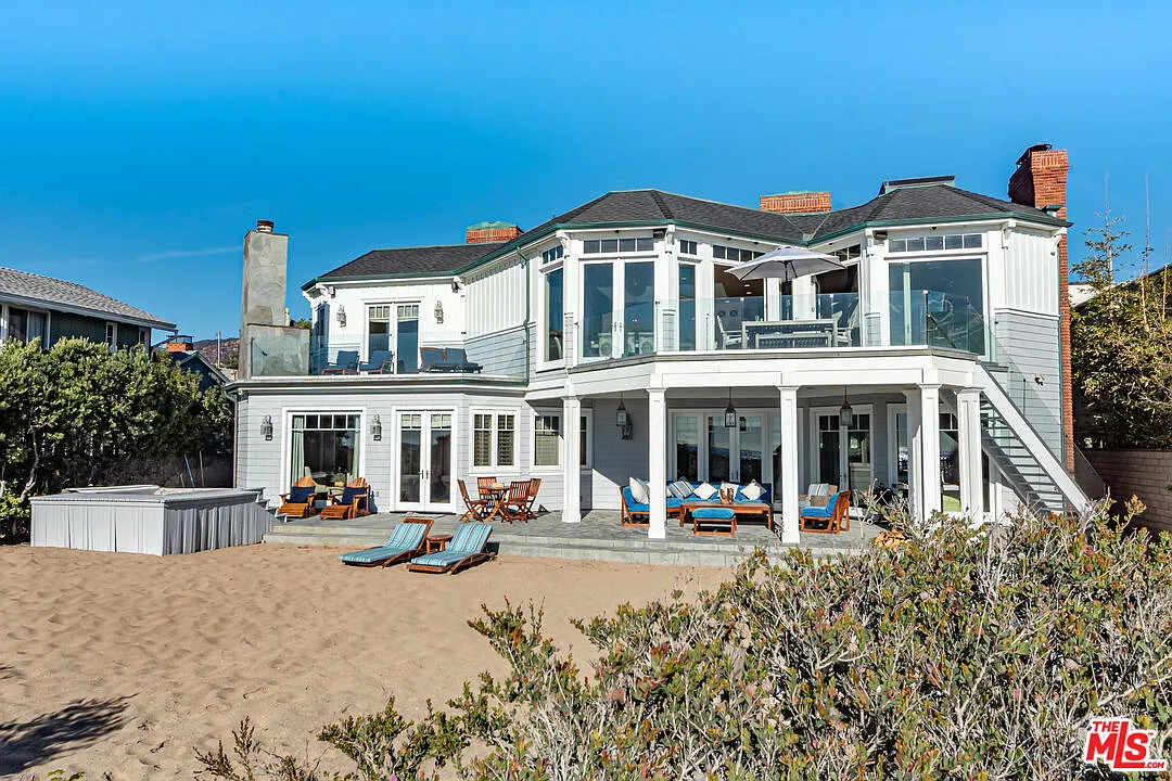 7 bed, 8.0 bath, 5653 sqft, $60,000 — Photo 1