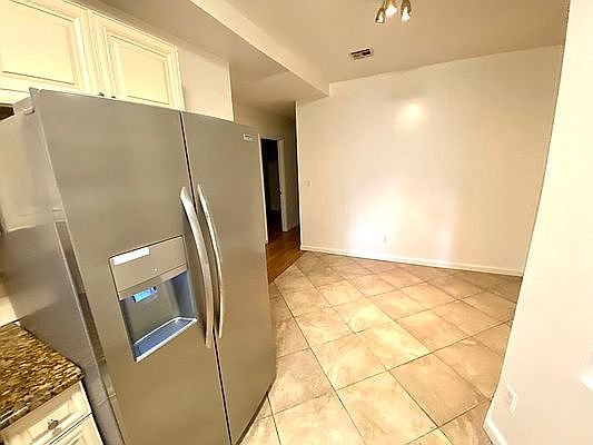 4th image of 277 Classon Ave #1BU