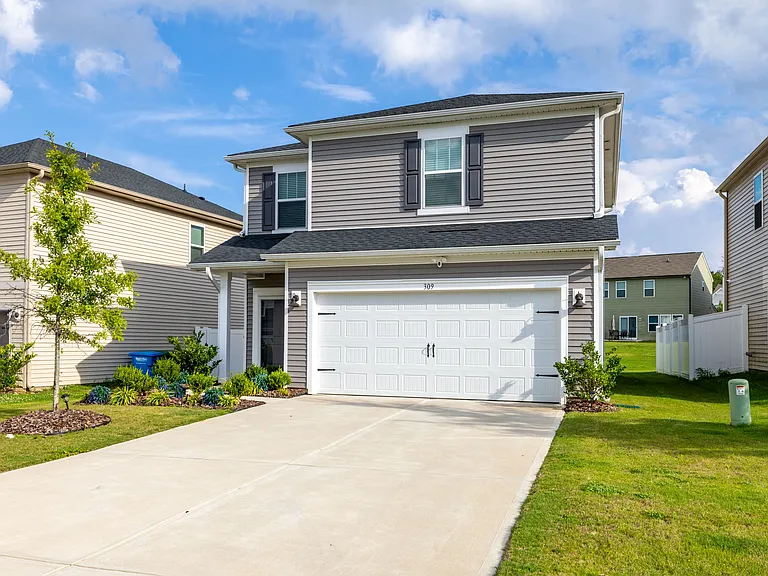 309 Fairchild Way — Photo 2