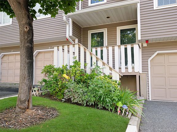 3rd image of 11 Hilltop Terrace