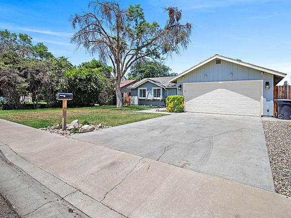 2nd image of 5622 W Seeger Ct