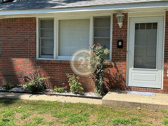 2nd image of 175 Orange Ave #1
