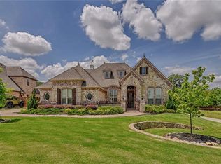 8924 Souththorn Dr, North Richland Hills, TX 76182