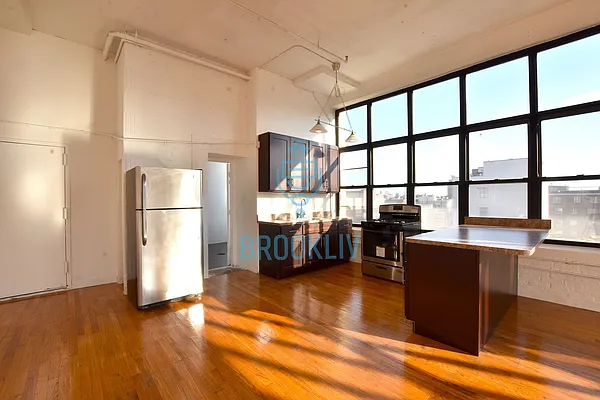 Rented by null | media 11