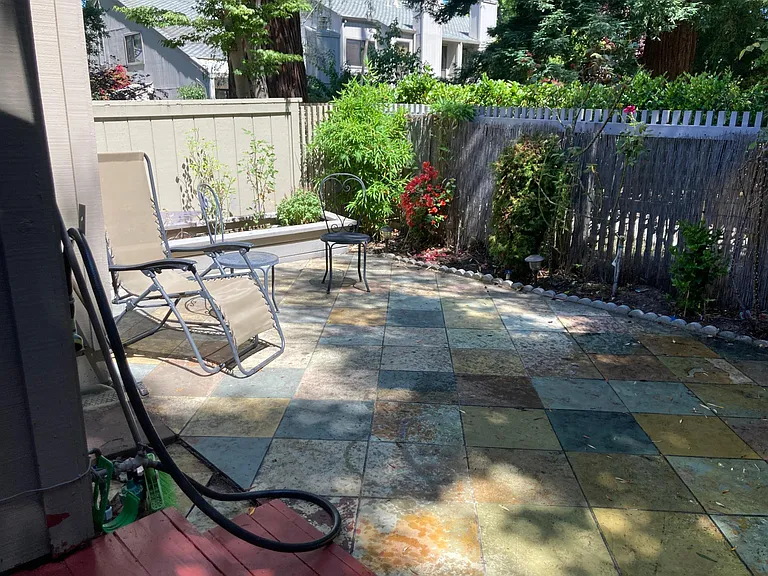 240 Flynn Ave — Photo 20