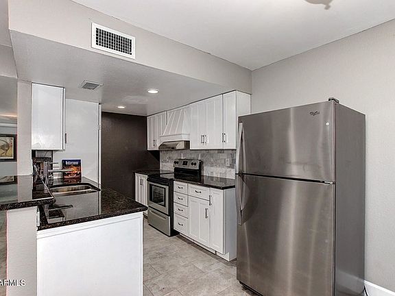 3rd image of 2132 W Glenrosa Ave Unit A85