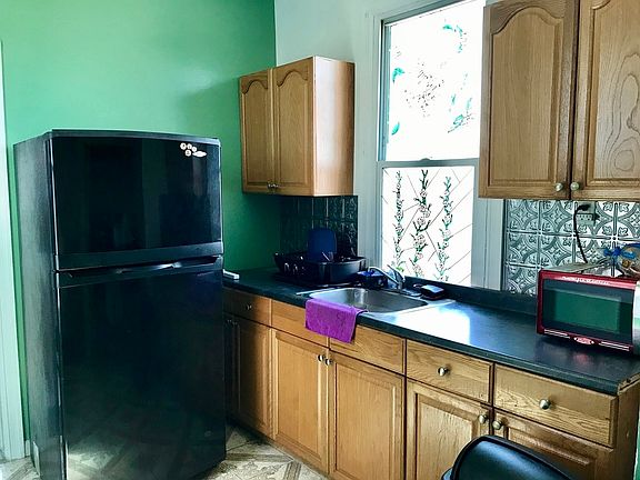 3rd image of 3832 11th St #2