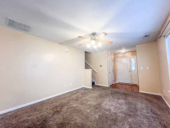 3rd image of 10833 Cedar Pine Dr