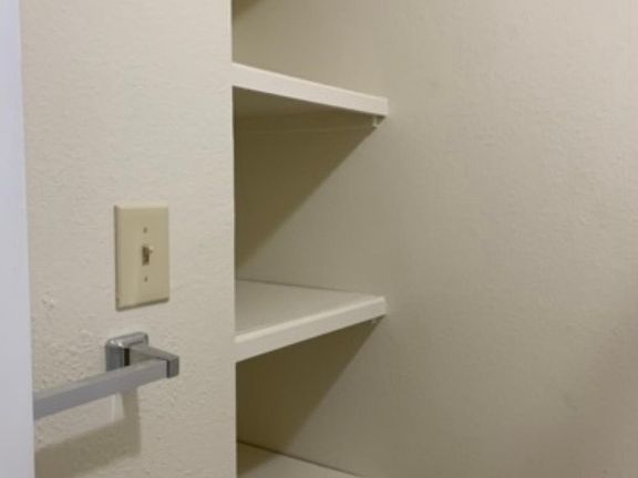 2nd image of 108B Willow Creek Ct #108B