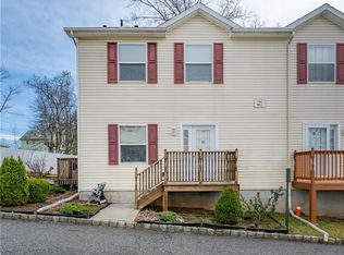 10 Milla Ln, Spring Valley, NY 10977