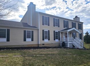 30 Green Valley Dr, Charles Town, WV 25414