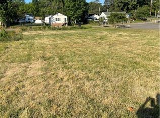 2607 Berry St #13R, Hopewell, VA 23860