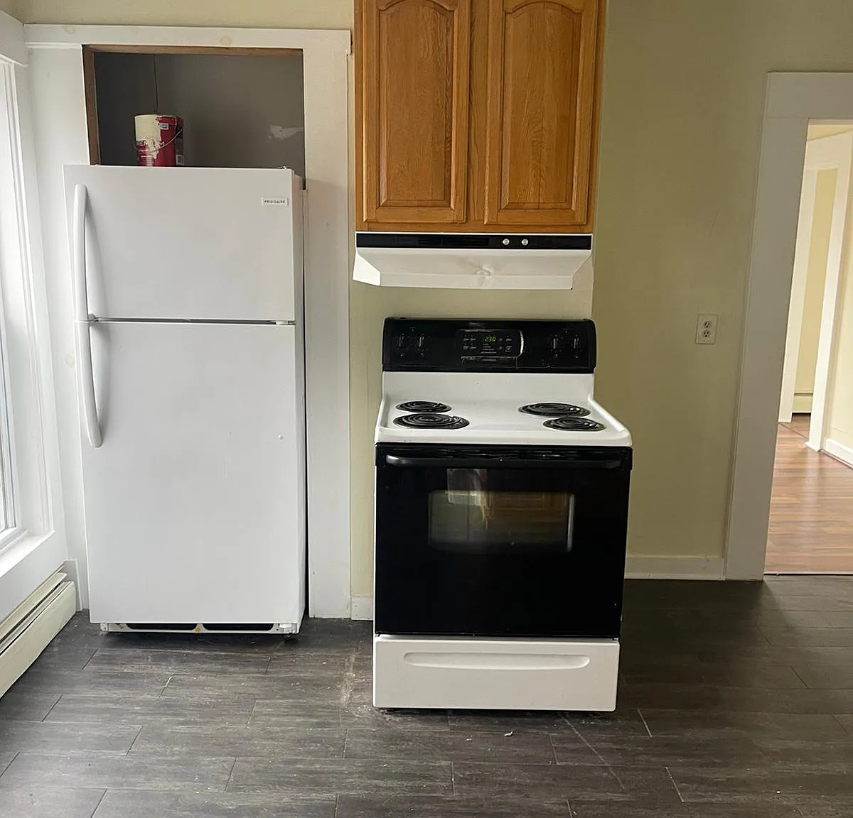 3 bed, $2,000 — Photo 1