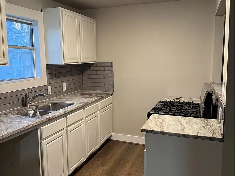 4103 Delhi St — Photo 24