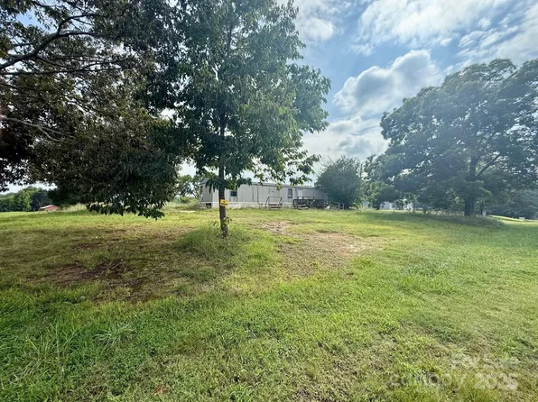 10306 Kluttz Rd, Rockwell, NC 28138